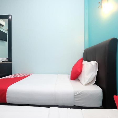 Marjan Hotel Sdn Bhd Chukai Exterior photo