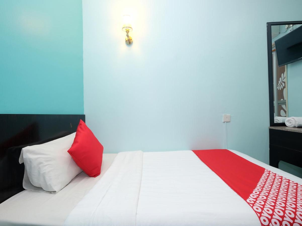 Marjan Hotel Sdn Bhd Chukai Exterior photo