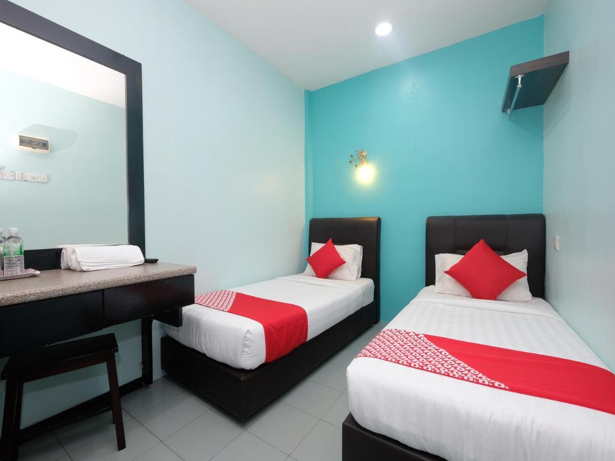 Marjan Hotel Sdn Bhd Chukai Exterior photo